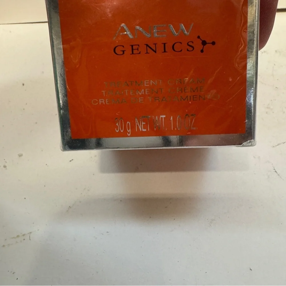 Avon Anew Genics Treatment Cream 1 Oz HTF